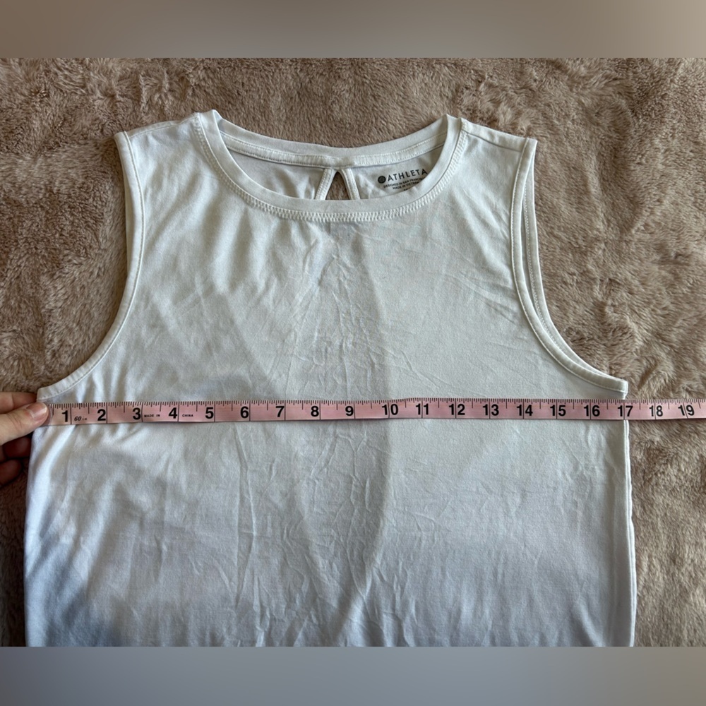 Athleta Essence Open Back Tank - Picture 6 of 6